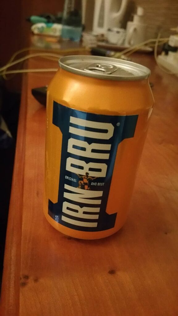 Simboli della Scozia: le icone che la rendono unica nel mondo 15 Irn - Bru, bevanda nazionale scozzese