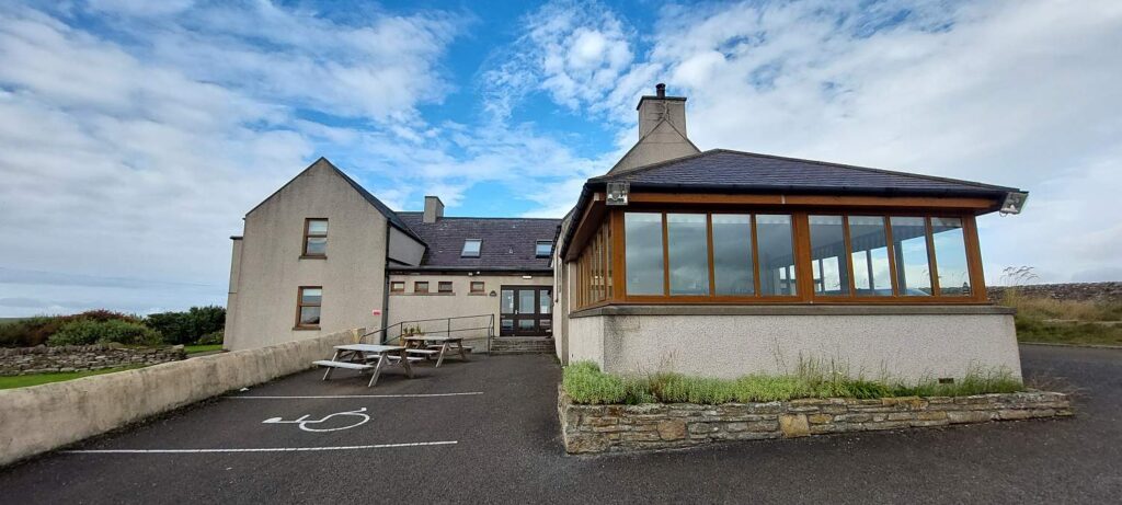 isola di hoy dove dormire