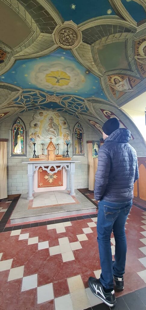 la cappella italiana - Isole Orcadi scozia, la mandonna col bambino di chiocchetti