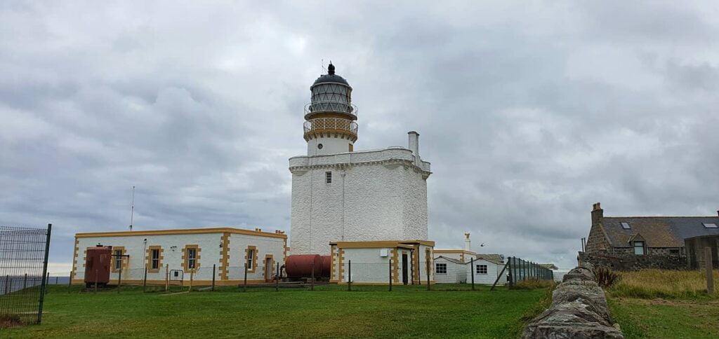 Fari della Scozia: 20 tra i più belli da vedere 22 Kinnaird Head Lighthouse