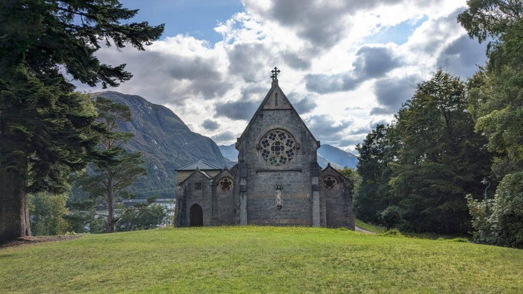 St Mary e St Finnan Church