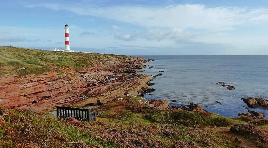 Fari della Scozia: 20 tra i più belli da vedere 30 Tarbat Ness Lighthouse