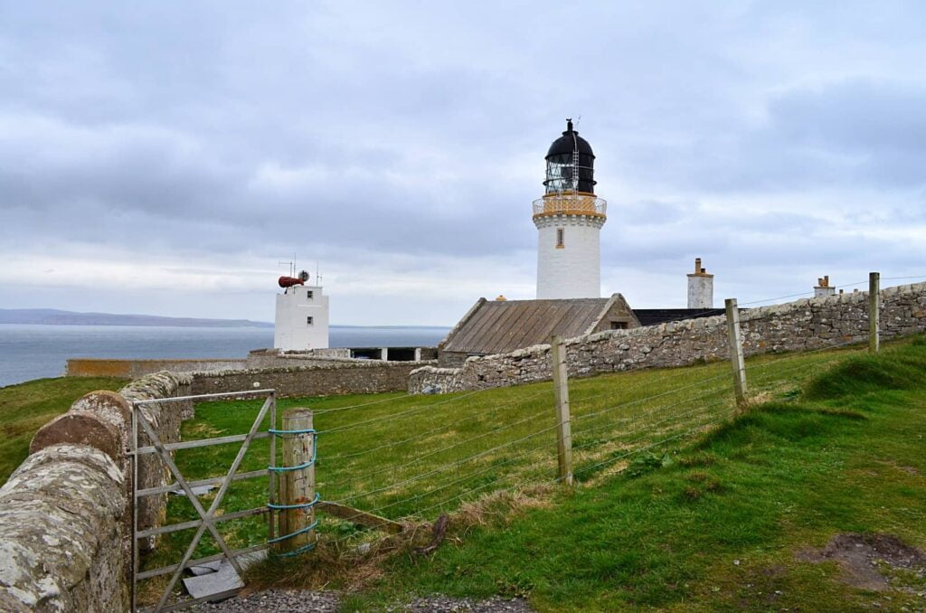 dunnet head lighthouse, fari della scozia da visitare