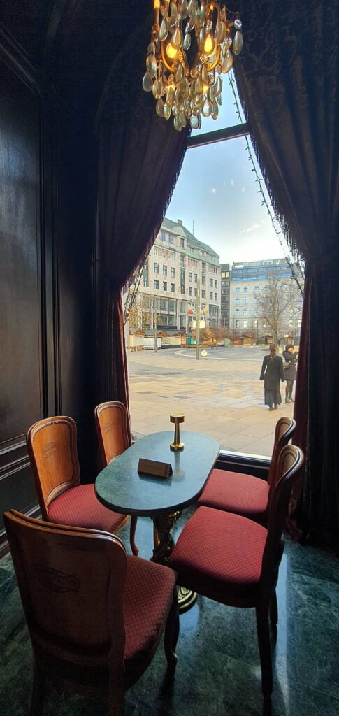 Gerbeaud café, pasticcerie storiche budapest