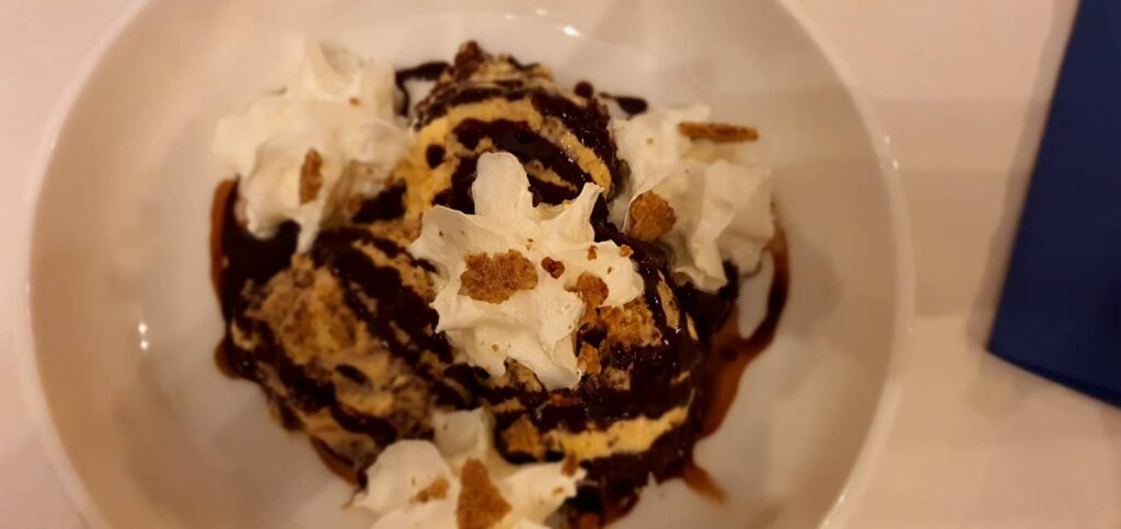 Cosa mangiare a Budapest: i piatti tipici della tradizione ungherese 18 dolci ungheresi, Somlói Galuska