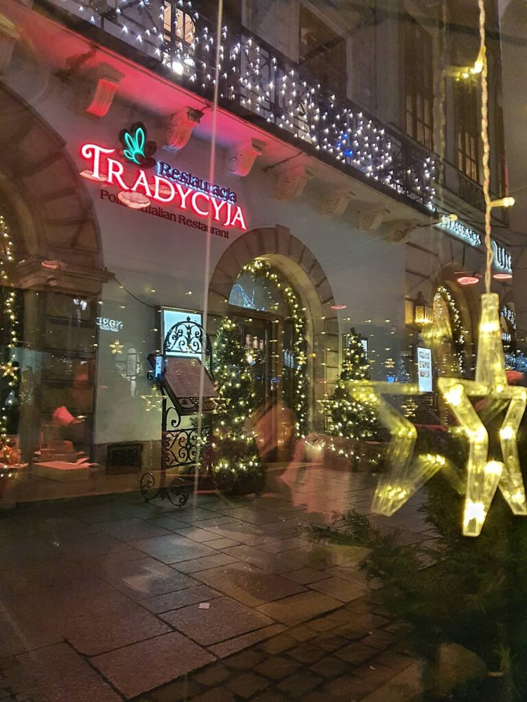 Cosa mangiare a Cracovia e dove: piatti tipici e locali da provare 28 tradysyia, ristoranti cracovia