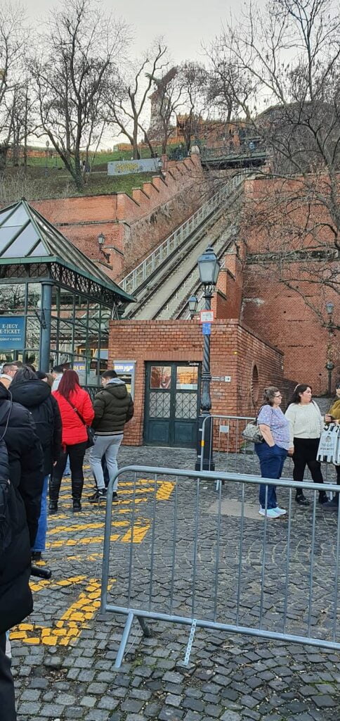 Come muoversi a Budapest: guida completa per spostarsi in città 23 spostarsi a budapest, funicolare