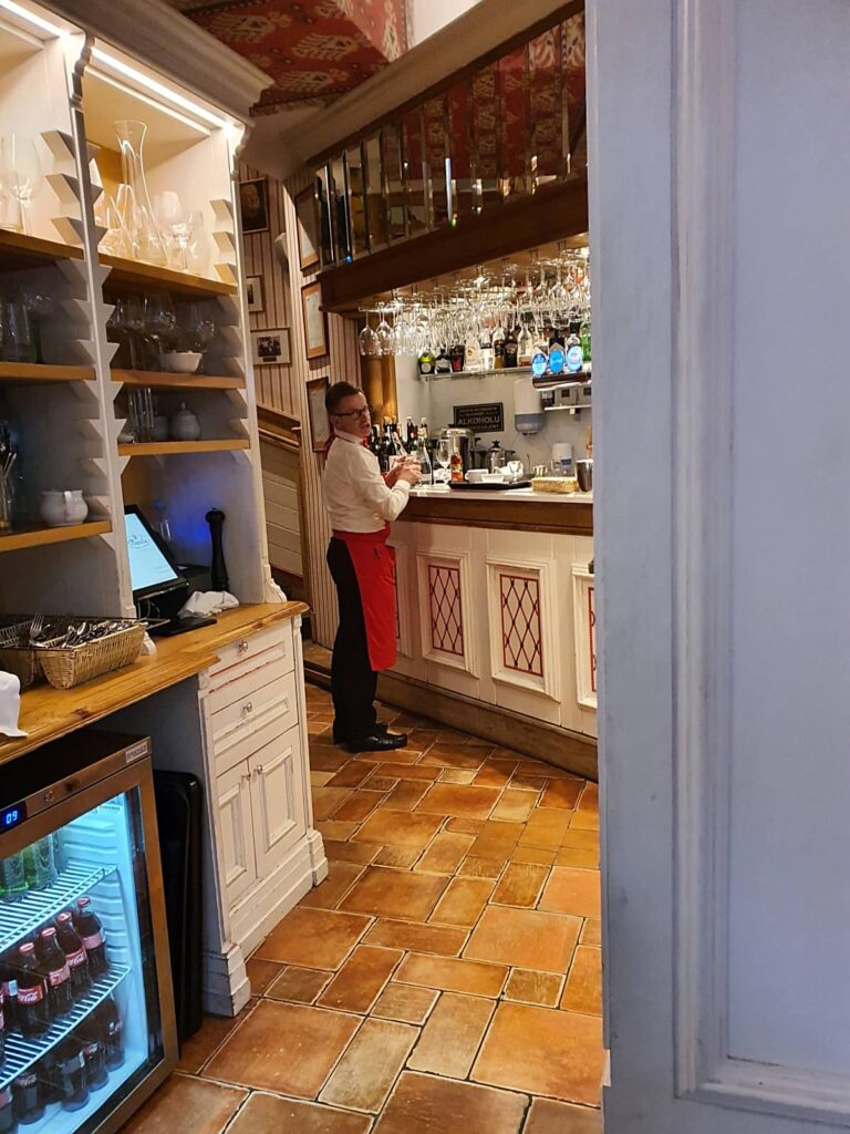 Cosa mangiare a Cracovia e dove: piatti tipici e locali da provare 32 wesele dove mangiare a cracovia 3