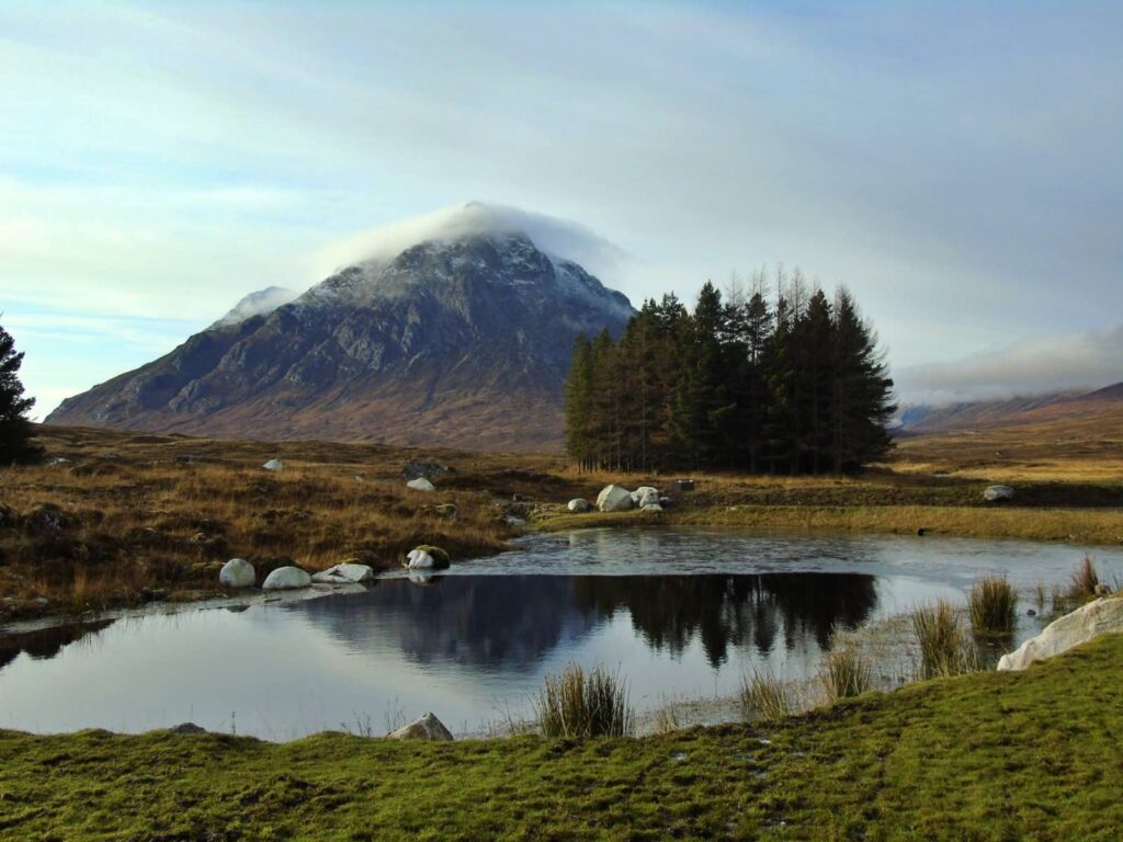 Glencoe la valle più romantica e selvaggia della Scozia 19 the three sisters