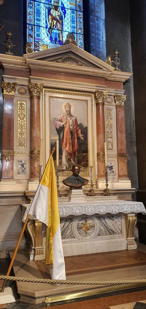 Basilica di Santo Stefano una delle chiese più importanti di Budapest 17 Basilica di Santo Stefano Budapest 10