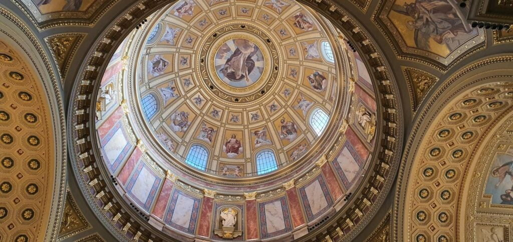 Basilica di Santo Stefano una delle chiese più importanti di Budapest 14 dettaglio della cupola, Basilica di Santo Stefano Budapest