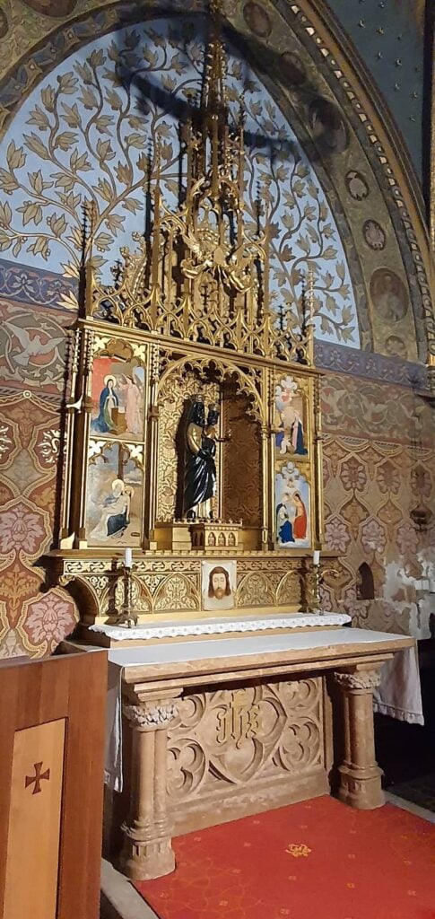 La chiesa di Mattia, uno degli edifici più antichi di Budapest 22 loreto chapel - chiesa di mattia a budapest.