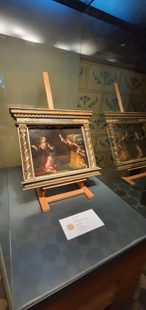 La chiesa di Mattia, uno degli edifici più antichi di Budapest 51 museo di arte sacra chiesa di mattia 4