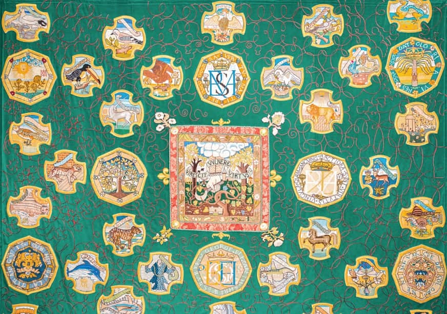 Queen's Embroideries, i ricami della regina