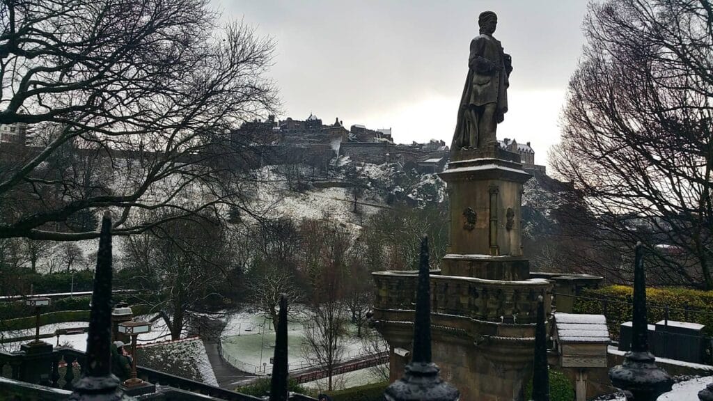 cosa vedere al castello di edimburgo