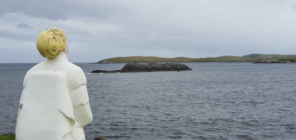 Esplora Yell, la selvaggia isola delle Shetland 27 White Wife of Otterswick 2 2