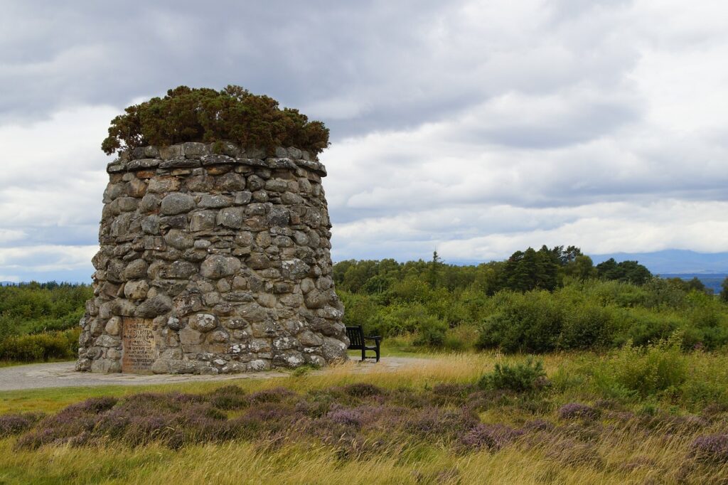culloden cairn