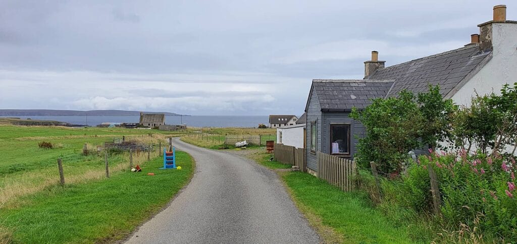 Esplora Yell, la selvaggia isola delle Shetland 49 le strade di Yell