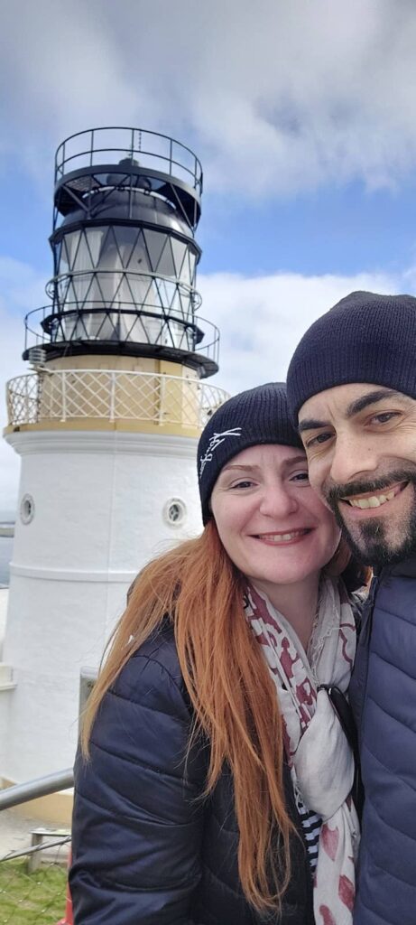 Sumburgh Head: il Faro dei Puffin e l’anima delle Shetland 43 il faro di Sumburgh Head
