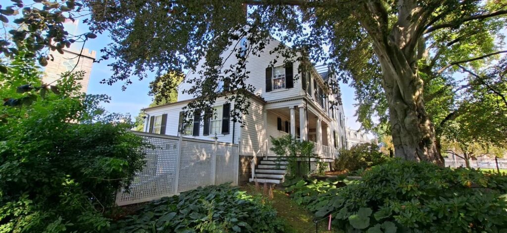 Ropes Mansion, hocus pocus salem