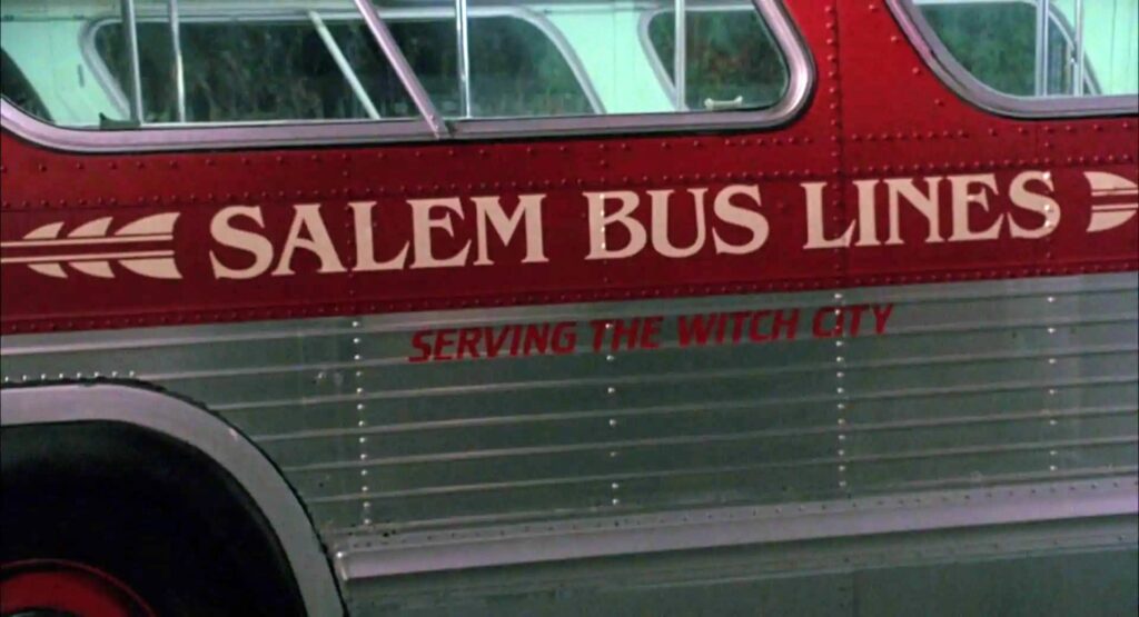 Hocus Pocus, itinerario tra i luoghi del film a Salem 18 salem bus, hocus pocus