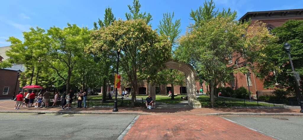 Armory Park, l'altra faccia di salem