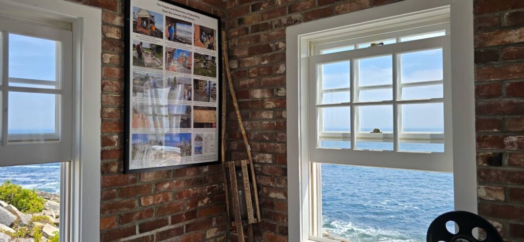 Pemaquid Point Lighthouse: il faro che racconta l’anima del Maine 16 pemaquid point lighthouse, interno della bell house