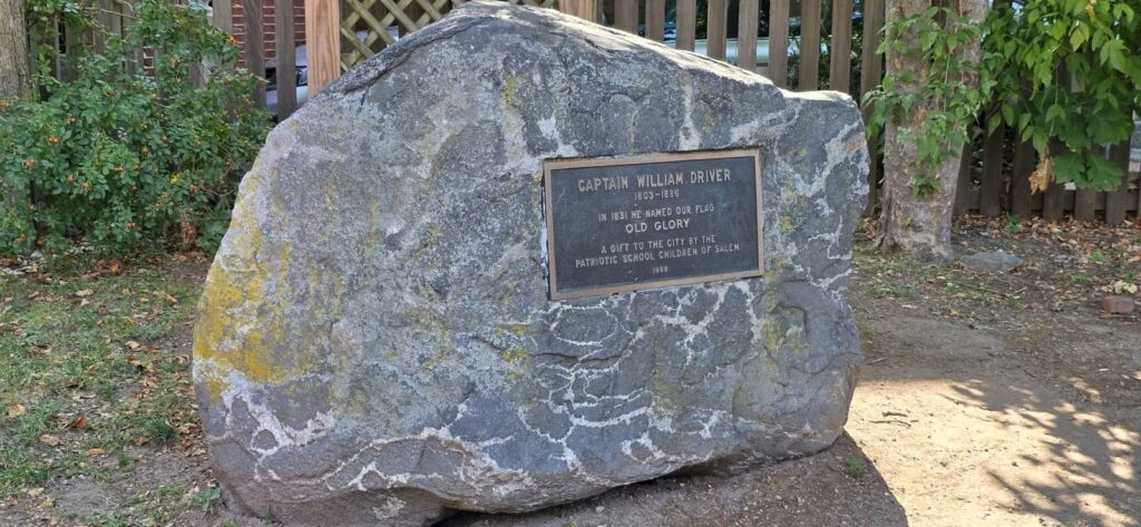 cosa vedere a salem: la pietra che commemora il Capitano William Driver