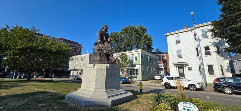 statua di Nathaniel Hawthorne, salem