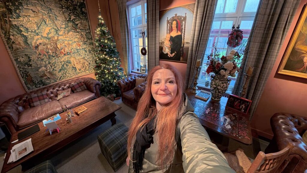 Scottish Lounge Bruges tributo al legame storico tra Scozia e Fiandre