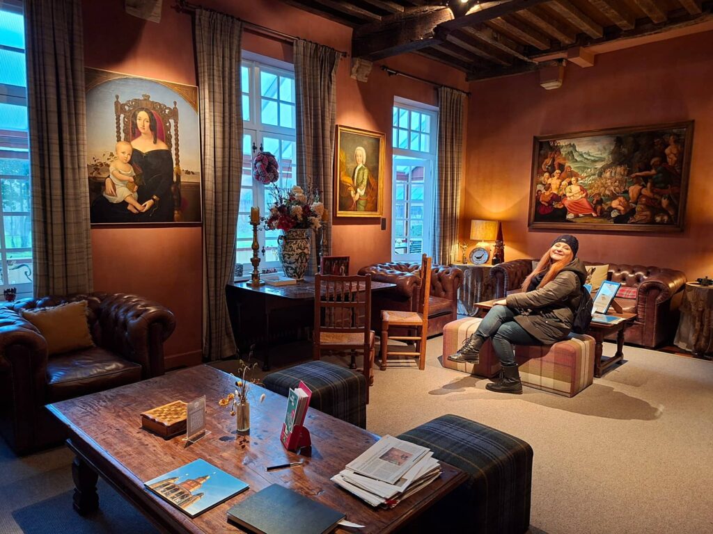 bruges e la Scozia, scottish lounge, adornes domain