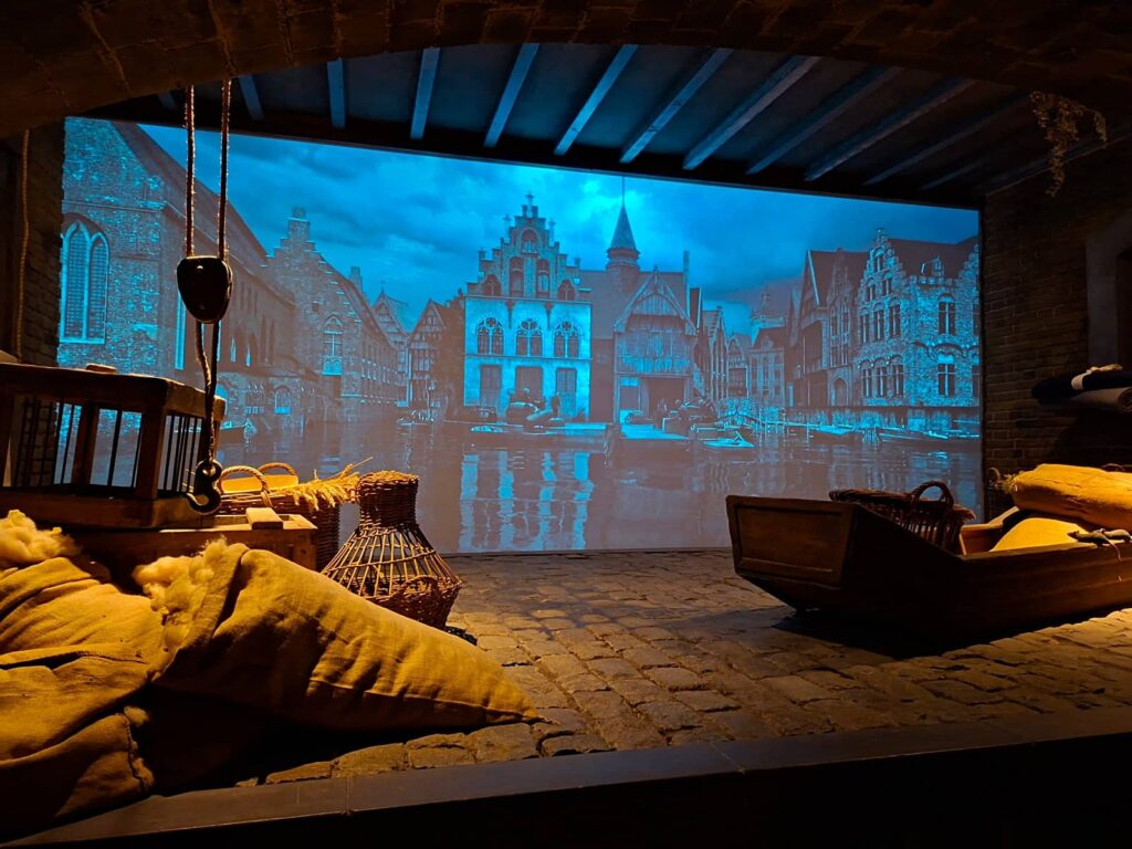 Historium Bruges: guida completa, biglietti e esperienza con realtà virtuale 5 Historium Bruges, il molo