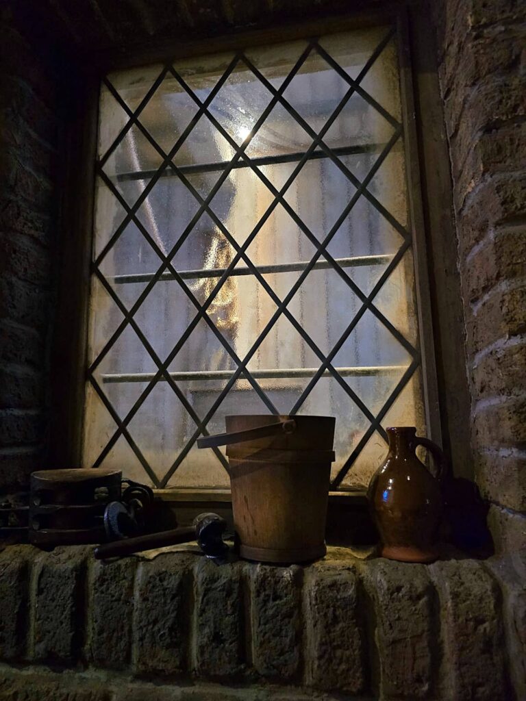Historium Bruges: guida completa, biglietti e esperienza con realtà virtuale 10 Historium Bruges, studio di Jan van Eyck