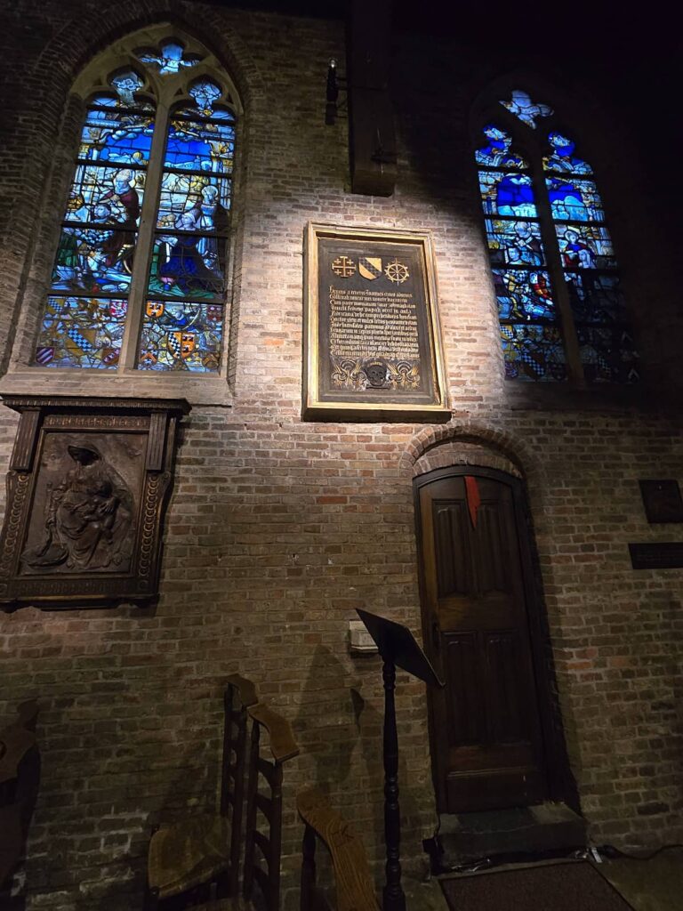Interno della Jerusalem Chapel a Bruges 