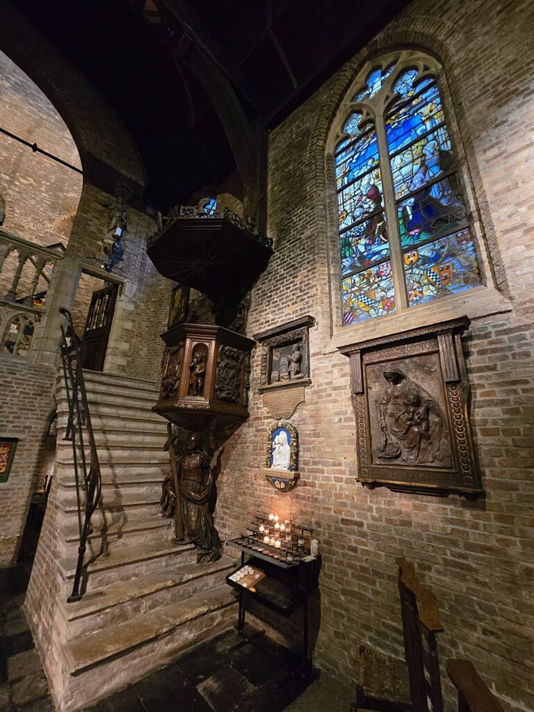 Interno della Jerusalem Chapel presso Adornes Domain