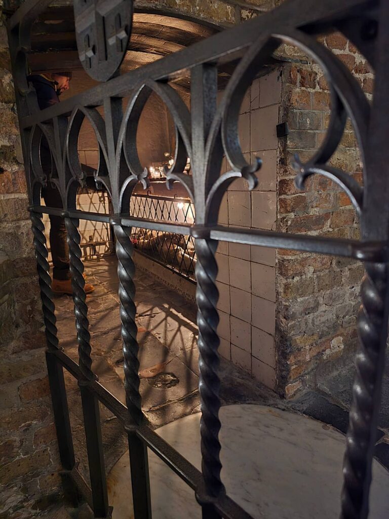cripta nella cappella di Gerusalemme, Adornes Domain a Bruges