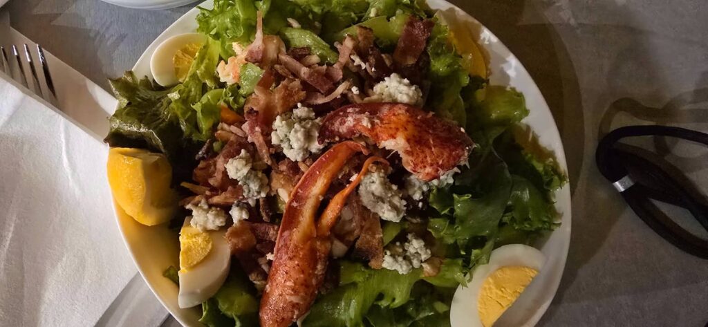 cenare al bar harbor inn