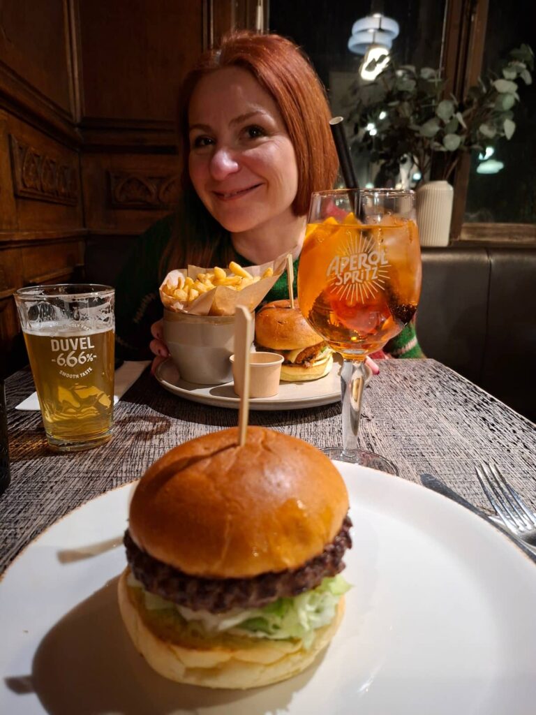 dove mangiare a bruges spendendo poco: Ellis Gourmet Burger