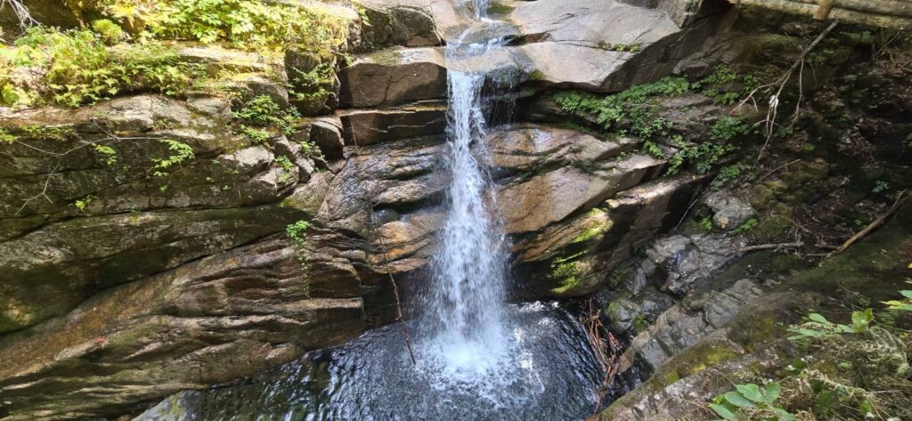 le cascate Kancamagus Highway: sabbaday falls