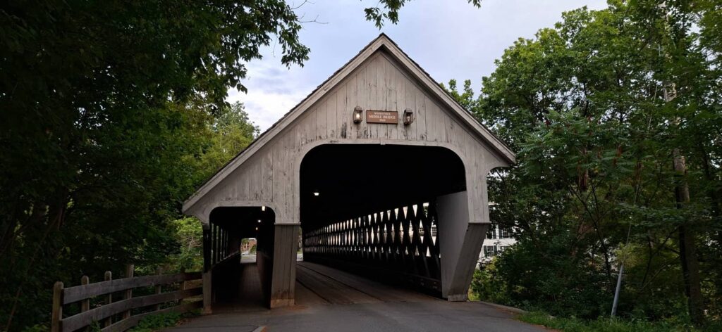 Cosa vedere a Woodstock Vermont: guida al villaggio più bello del New England 41 Middle Covered Bridge