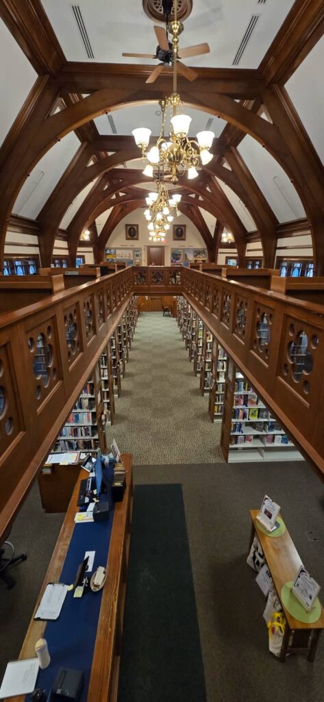 Cosa vedere a Woodstock Vermont: guida al villaggio più bello del New England 13 Norman Williams Public Library woodstock 6