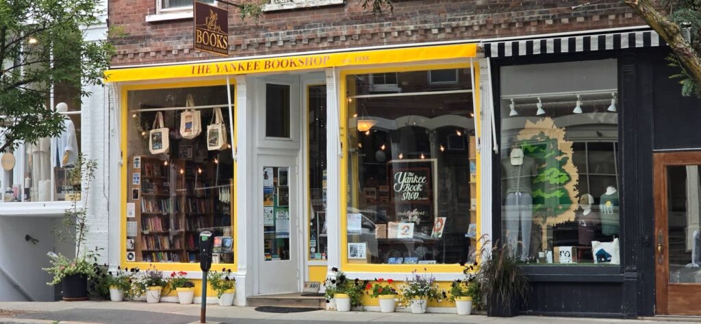 Cosa vedere a Woodstock Vermont: guida al villaggio più bello del New England 67 Yankee Bookshop, woodstock Vermont