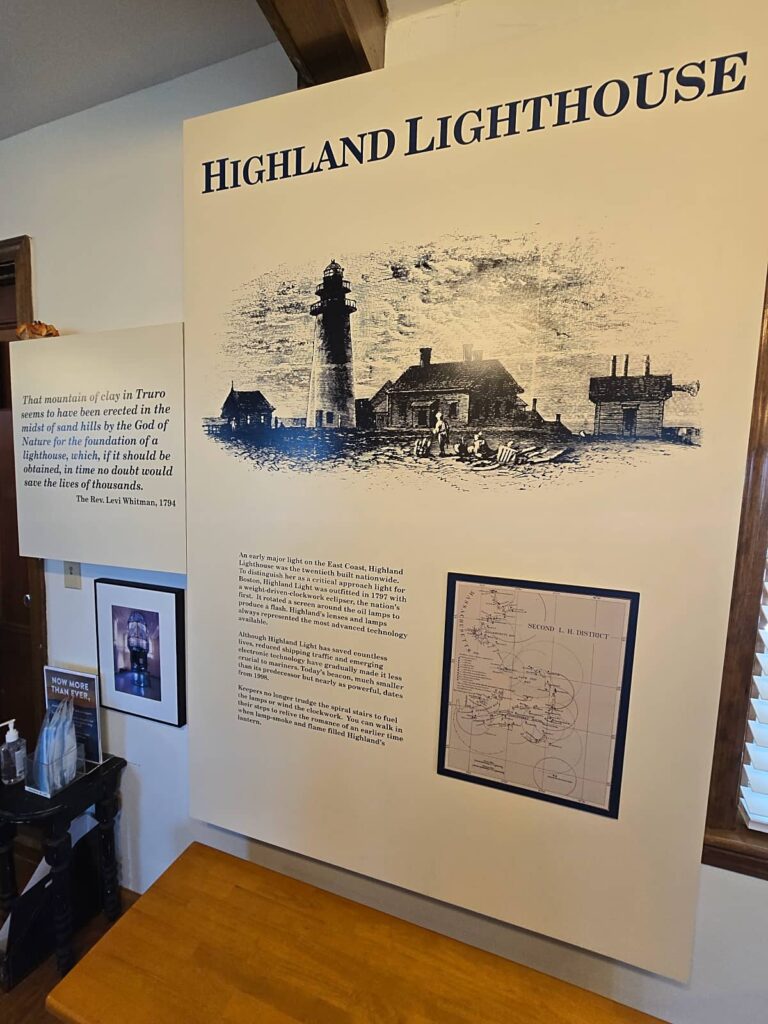 Highland Light a Truro: lo storico faro di Cape Cod salvato dall'oceano 6 Highland Light Cape Cod 51