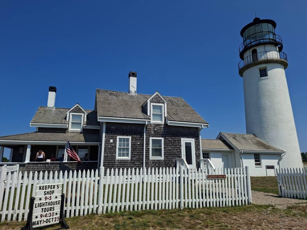 Highland Light a Truro: lo storico faro di Cape Cod salvato dall'oceano 13 visita faro Highland Light, Truro Cape Cod, fari del New England