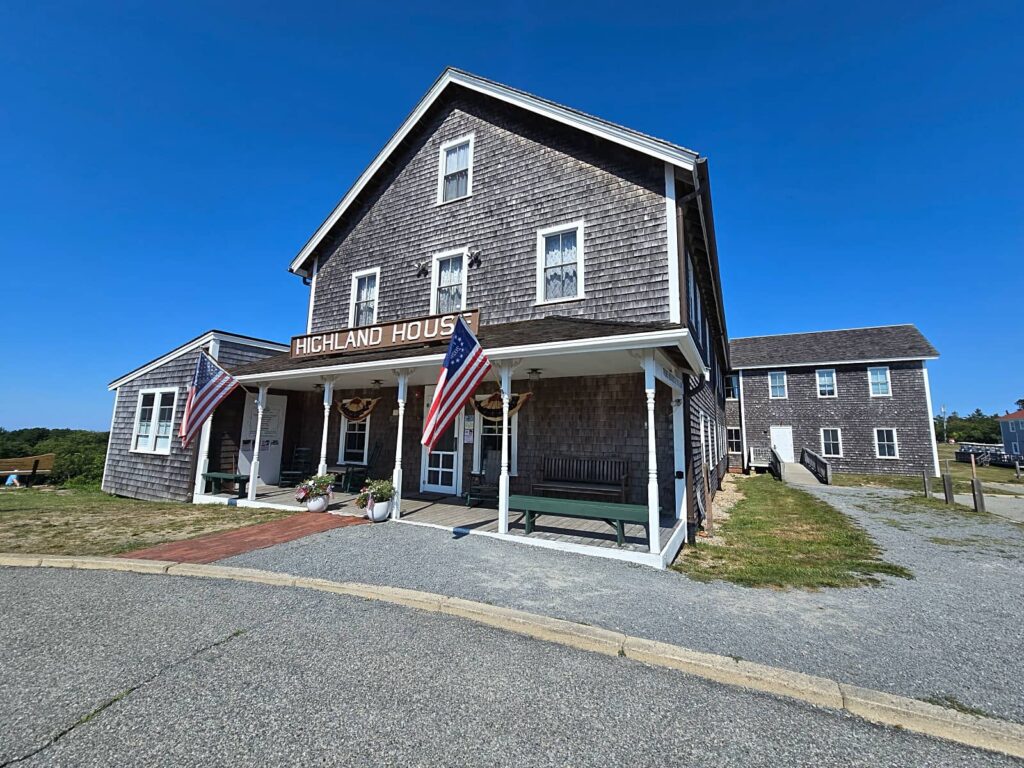Highland Light a Truro: lo storico faro di Cape Cod salvato dall'oceano 34 Highland house museum, truro