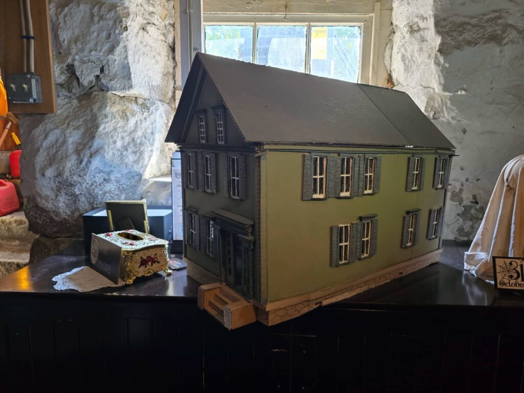 riproduzione della lizzie borden house
