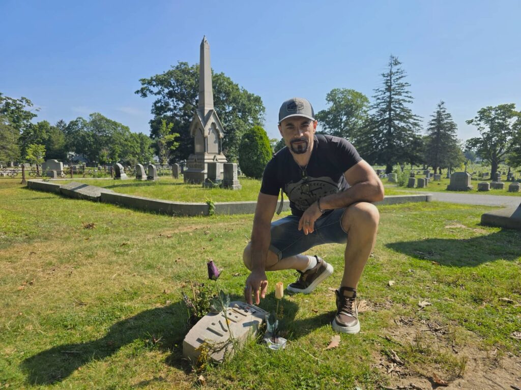 La tomba di Lizzie Borden, Oak Grove Cemetery