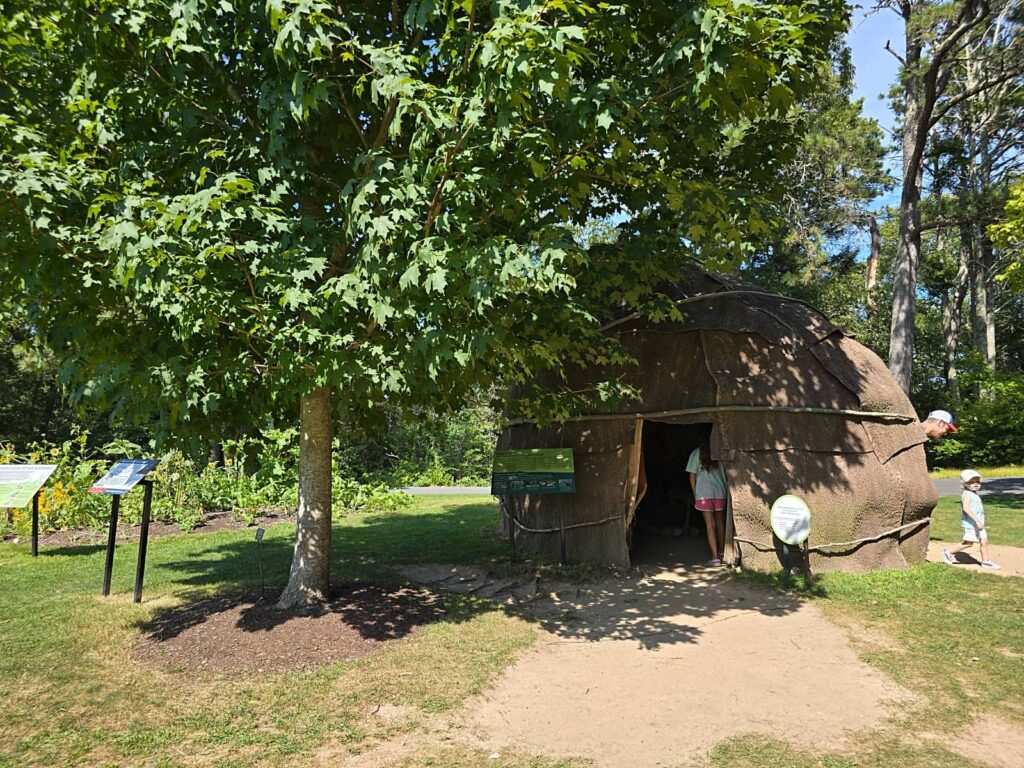 Wampanoag Stories, heritage museum a sandwich